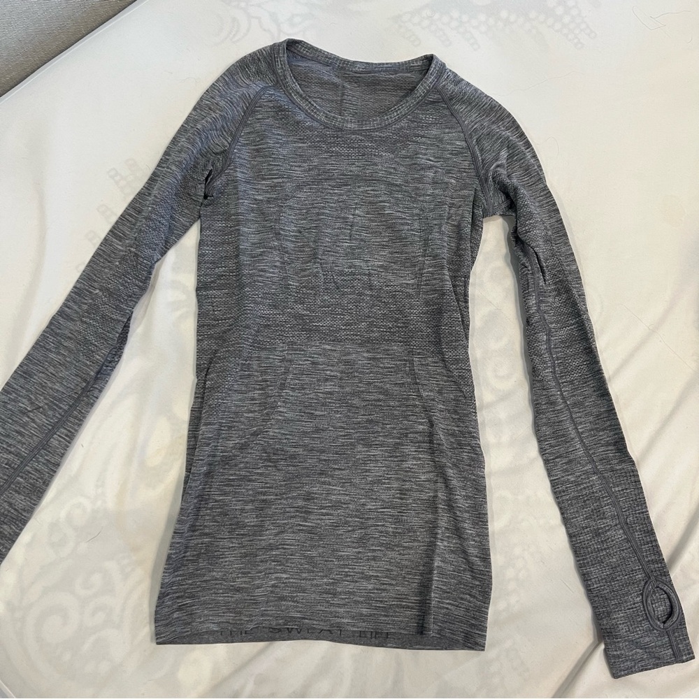 Grey lululemon swiftly tech long sleeve shirt, size 4